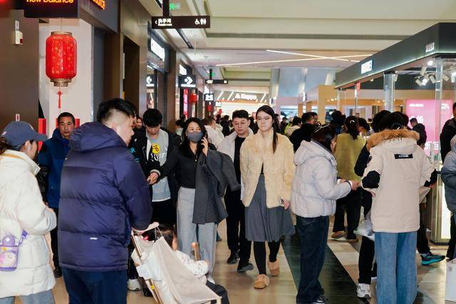潮玩新春 焕新消费 中牟新区解锁新年超级体验